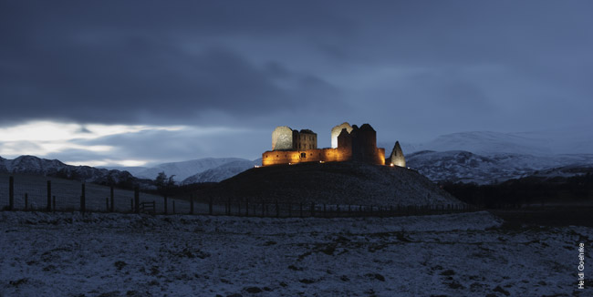 Sun Setting over Ruthven Barracks 1728a